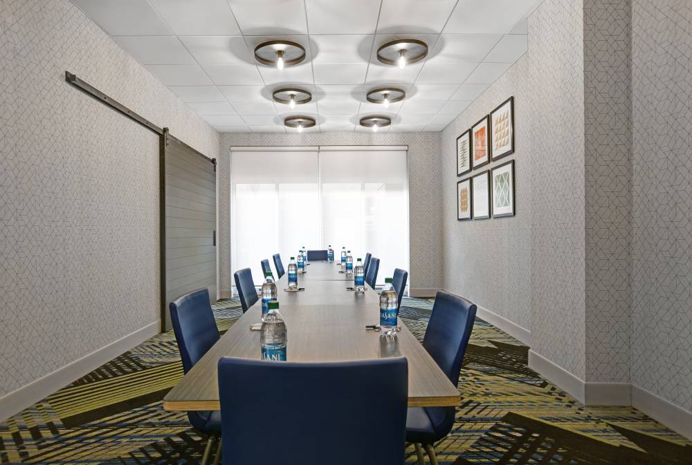 Holiday Inn Exp Downtown 6