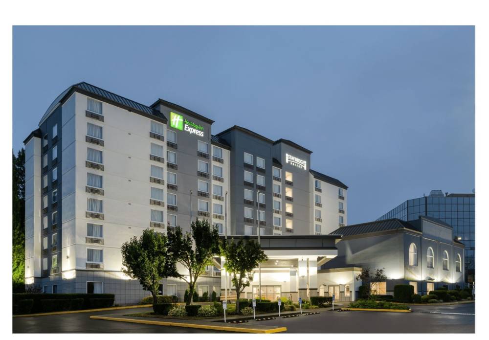 Holiday Inn Exp Federal Way 1