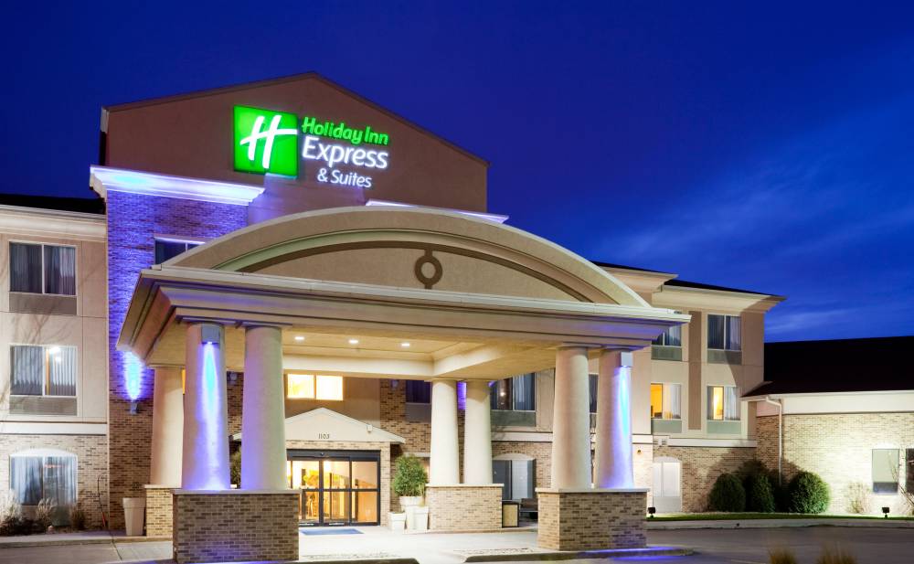 Holiday Inn Exp Stes Brandon 3