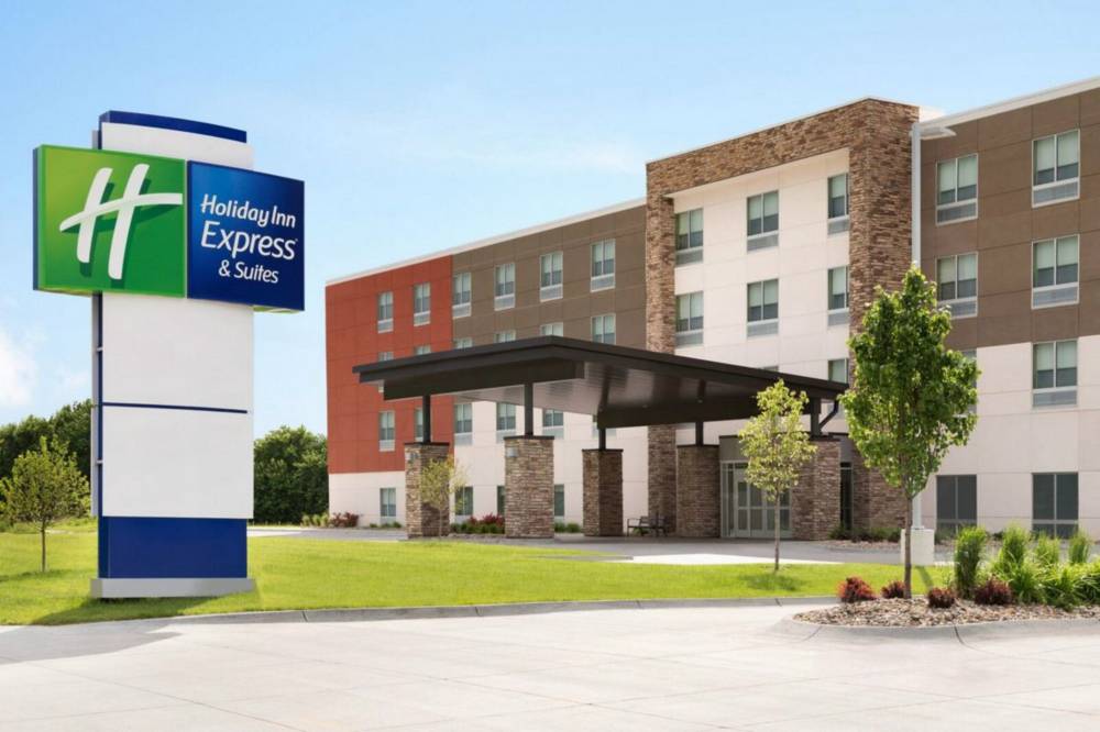 Holiday Inn Exp Stes Sherwood By Ihg 1