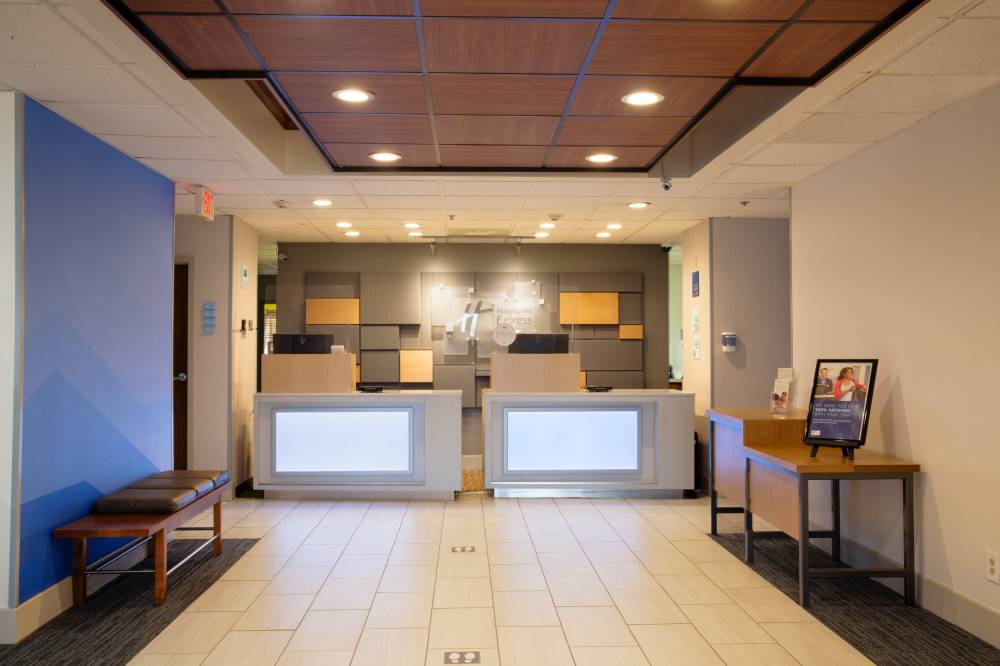 Holiday Inn Expstes Huber Hgts 8
