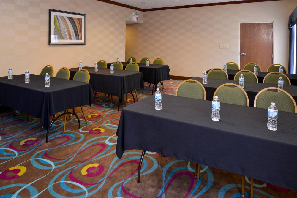 Holiday Inn Expstes Huber Hgts 6