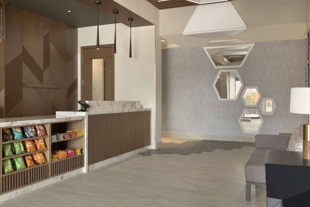 Hyatt Place Windsor 3