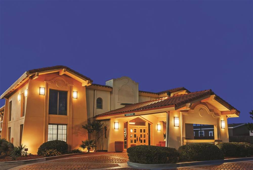 La Quinta Inn By Wyndham Midland 1