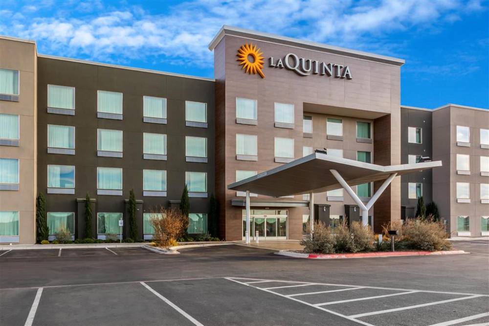 La Quinta Inn & Suites By Wyndham Odessa N. - Sienna Tower 1