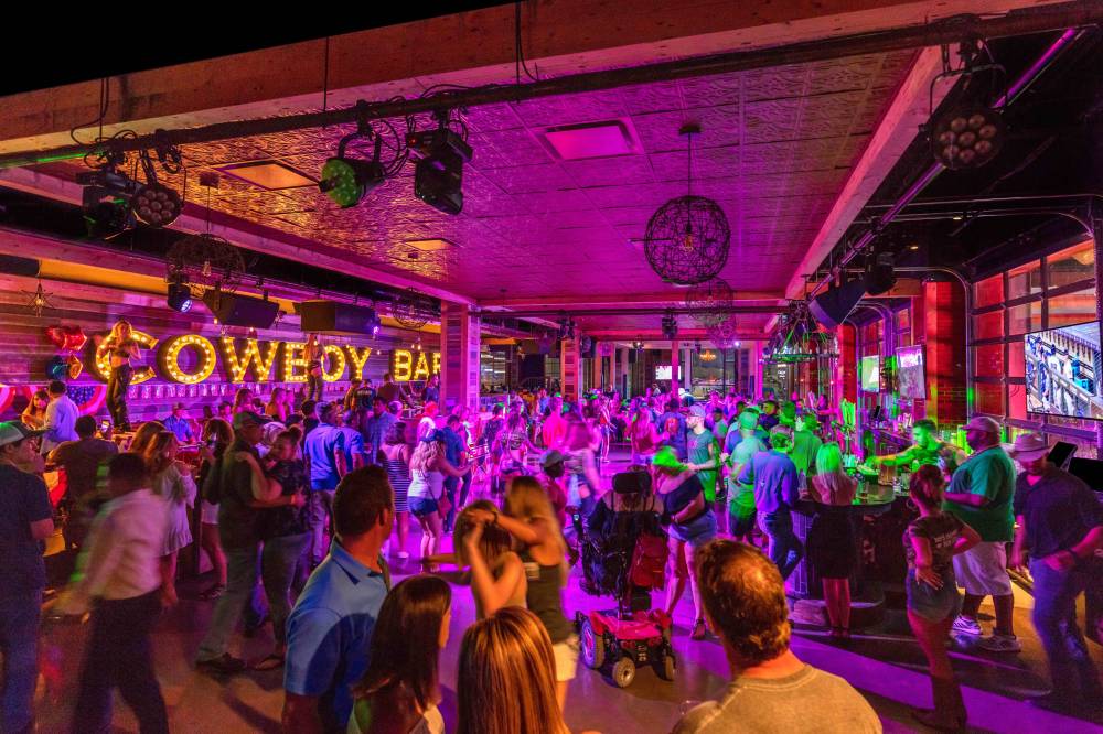 Live! By Loews - Arlington Tx 10