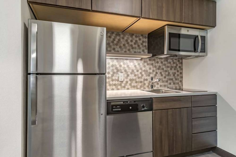 Mainstay Suites Milwaukee-franklin 8