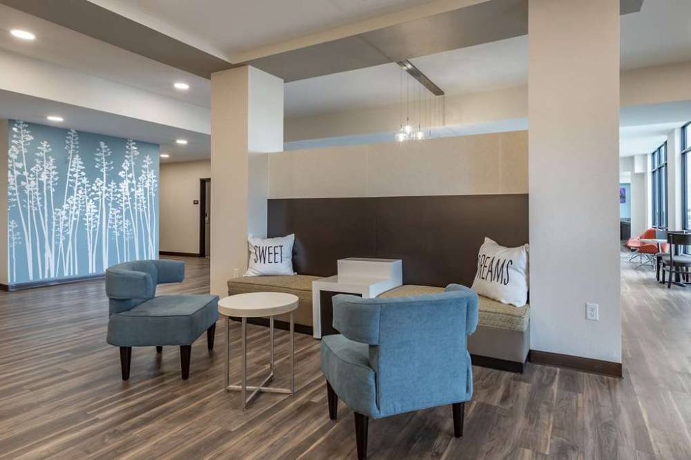 Mainstay Suites Milwaukee-franklin 2