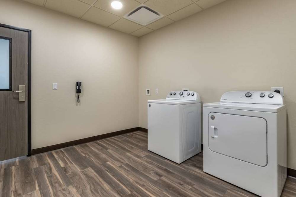 Mainstay Suites Milwaukee-franklin 4