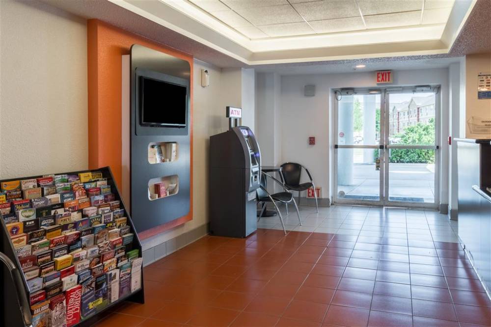 Motel 6 Dallas Fort Worth Airport North 2