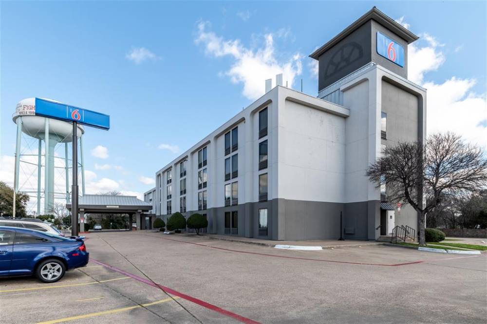 Motel 6 Lewisville Tx