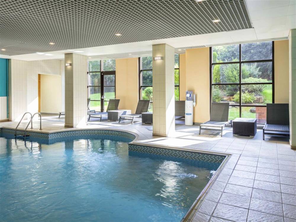 Novotel Newcastle Airport 6