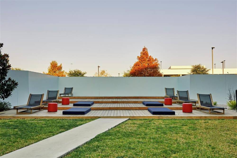 Nylo Las Colinas Hotel  Tapestry Collection By Hilton 5