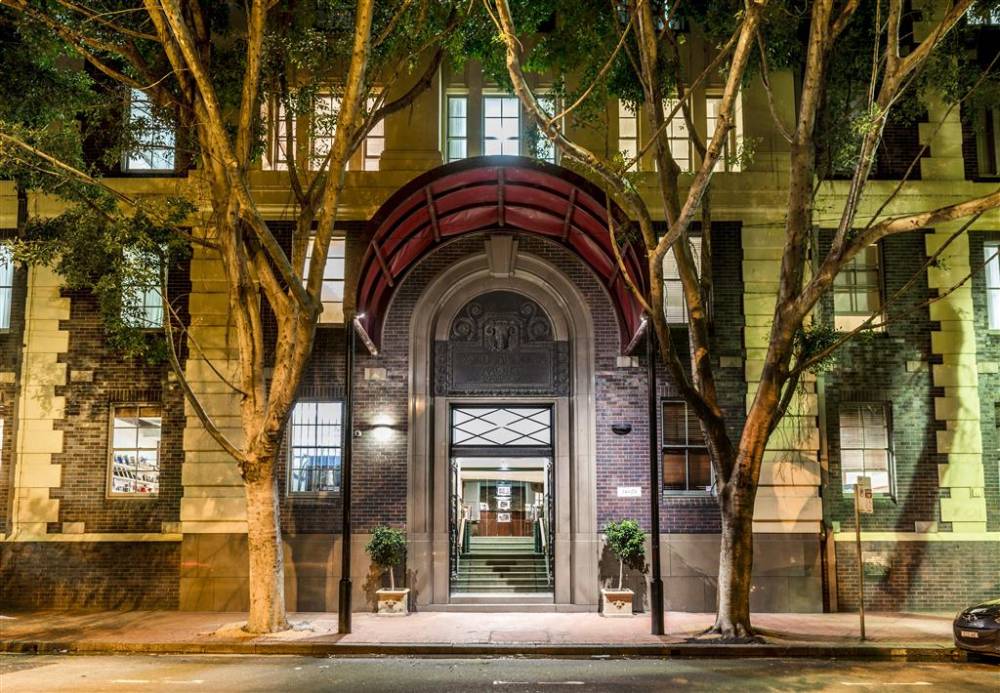 Oaks Sydney Goldsbrough Suites 3