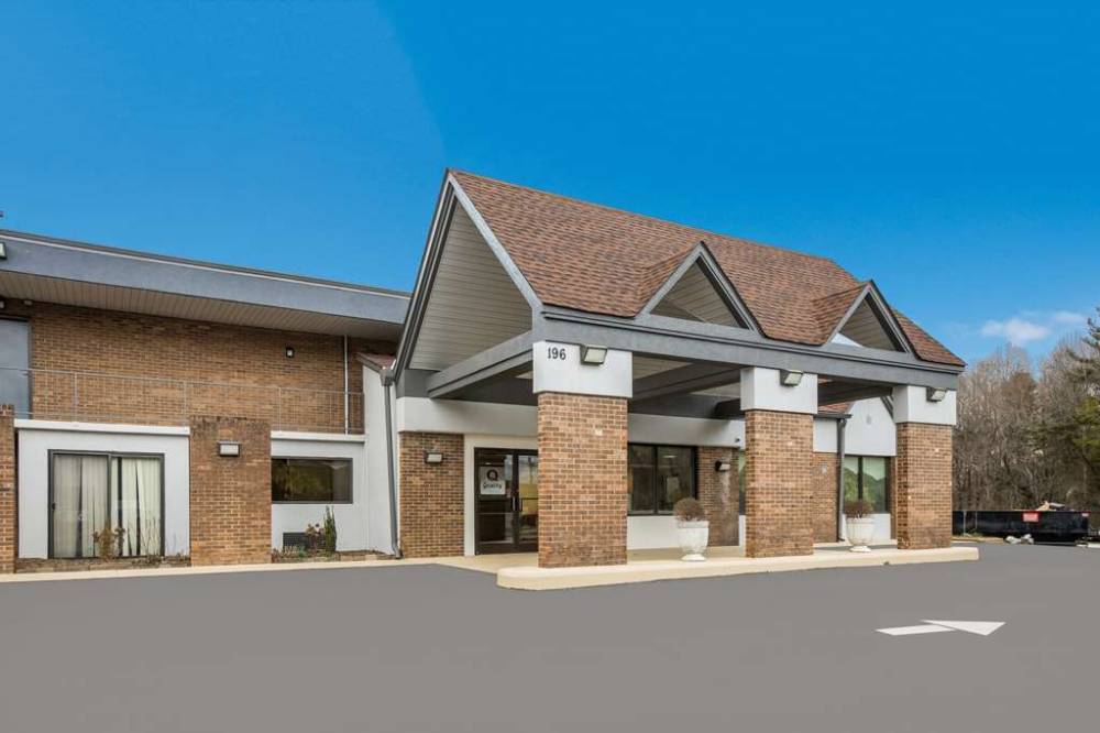 Quality Inn Asheville Airport 2
