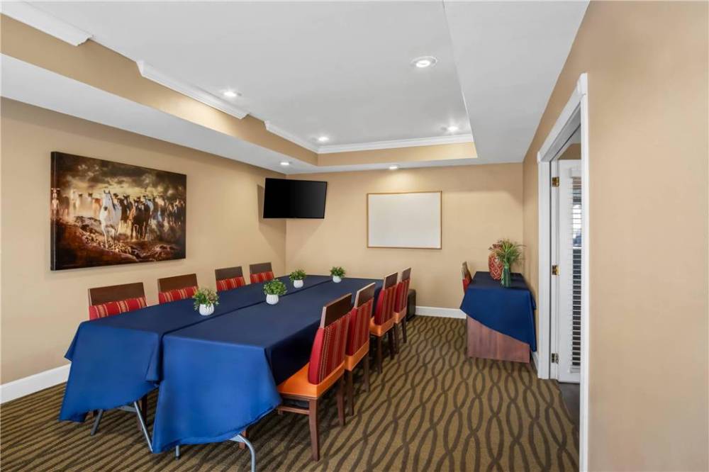 Quality Suites Irving-las Colinas 3