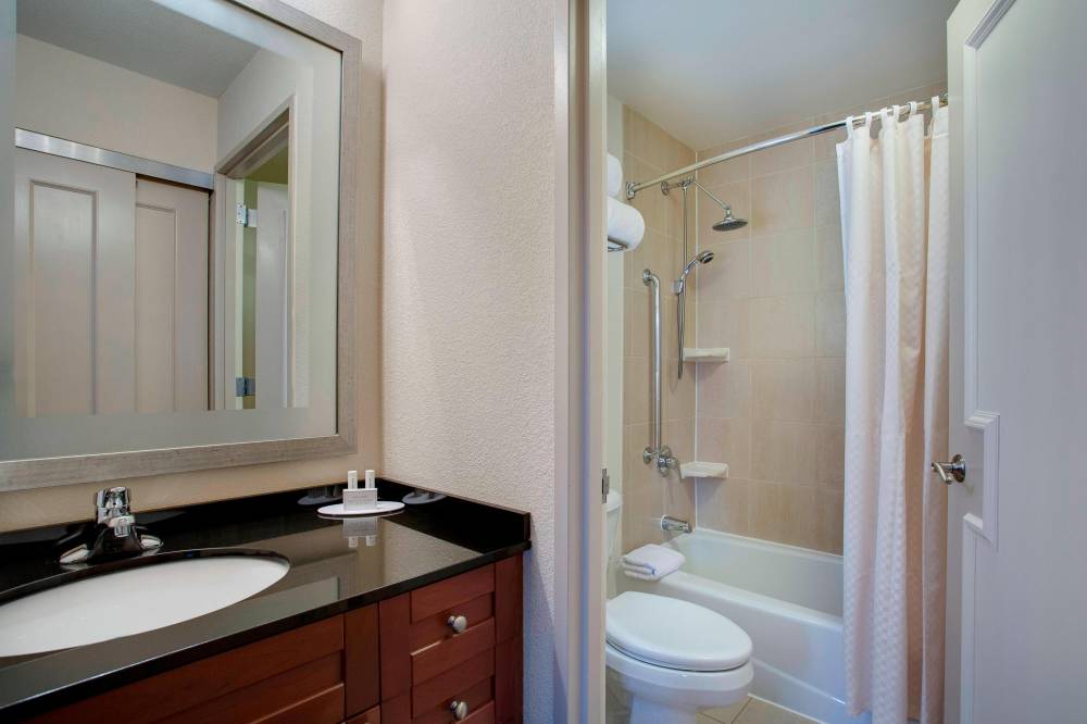 Residence Inn By Marriott New York Manhattan Times Square 2