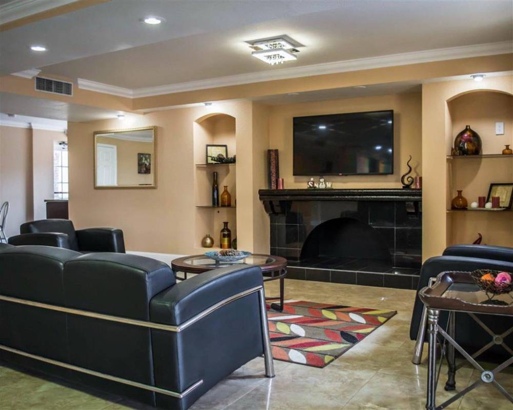 Rodeway Inn Near Ybor City - Casino 6