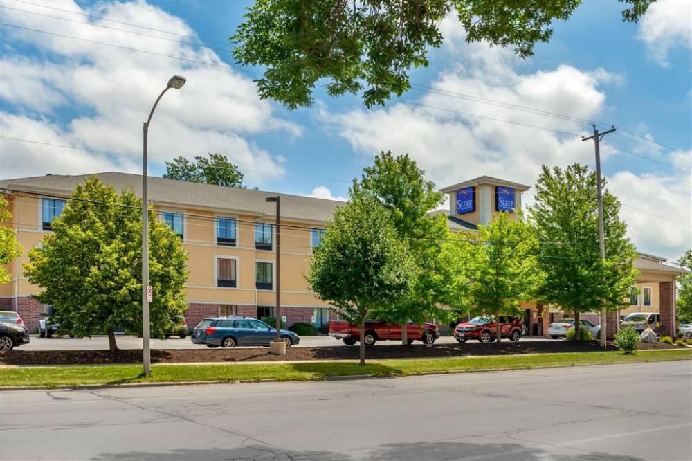 Sleep Inn & Suites Airport