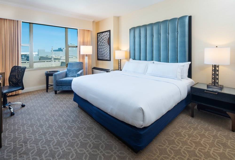 The Marc Hotel 2