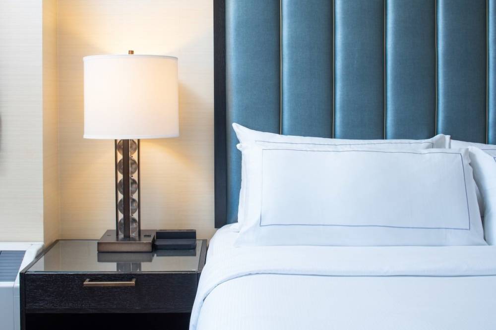 The Marc Hotel 3