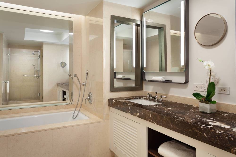 The Ritz-carlton Fort Lauderdale 1