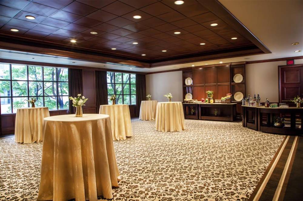 The Royal Sonesta Toronto 4