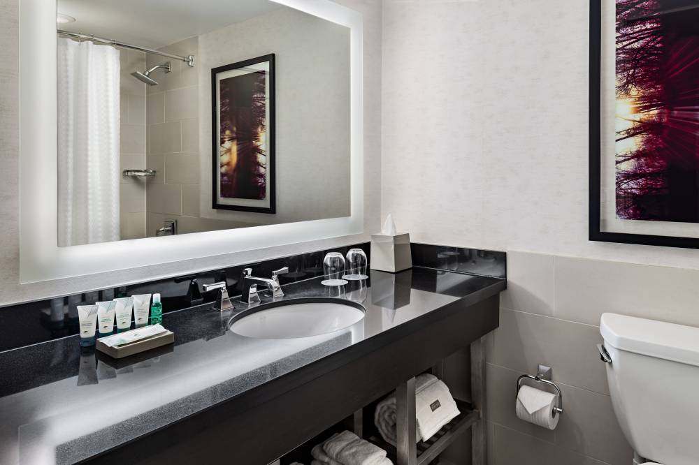 The Westin Harbour Castle Toronto 1