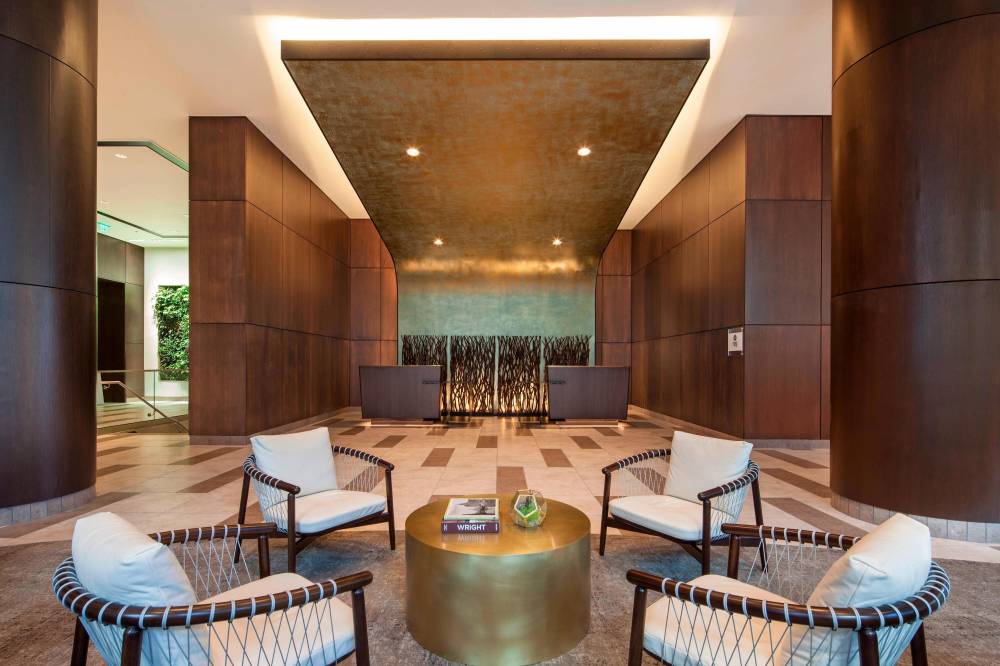 The Westin Milwaukee 8