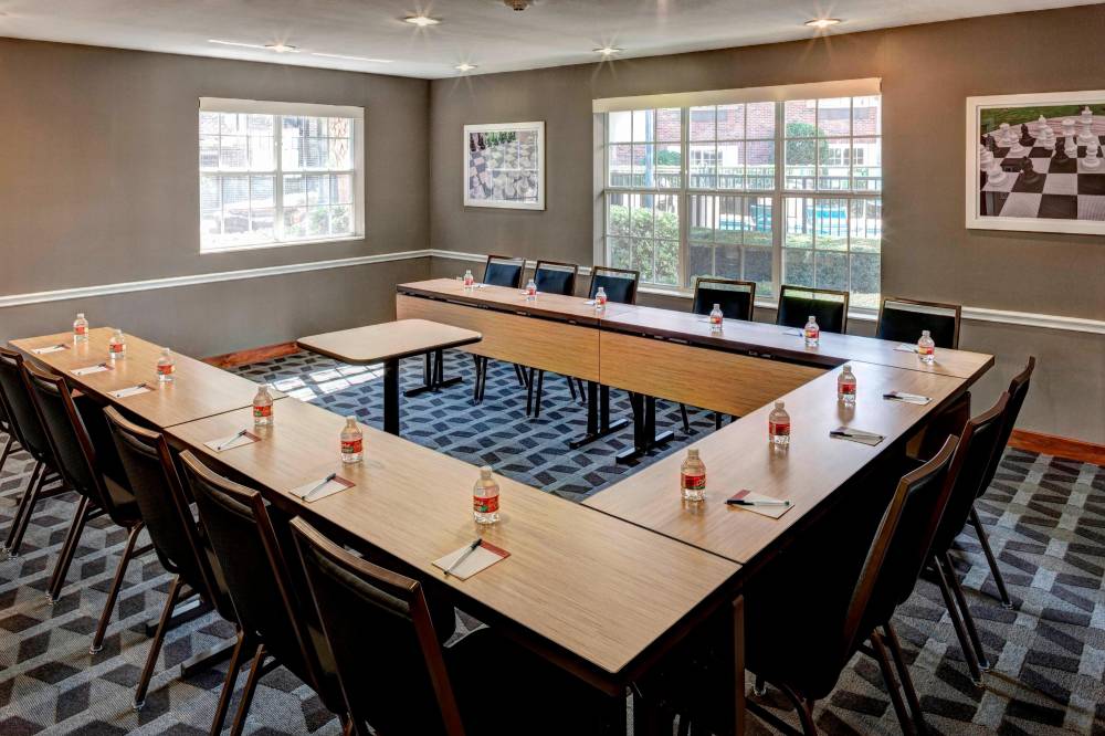 Towneplace Suites By Marriott Dallas Las Colinas 7